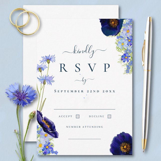 Respuesta Boda elegante de verano floral azul (Elegant blue summer floral  watercolor wildflower wedding response rsvp card with modern typography )