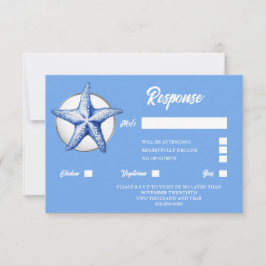 Respuesta de moda frente al mar de plata blanca y