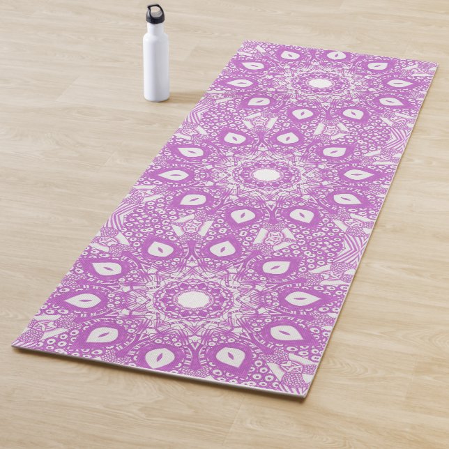 Resumen de Lavender, Kaleidoscope Mandala Yoga Mat (In situ)