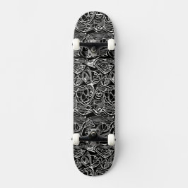 Resumen de skateboard en blanco y negro