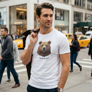 Retrato de una camiseta de oso marrón