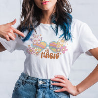 Retro Daisy, Arcoiris y mariposas citan camiseta