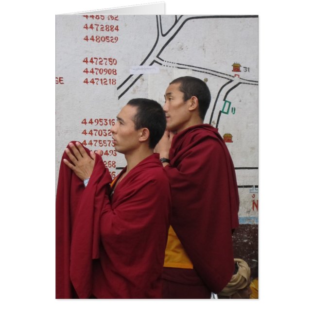 Rezando en Boudha Stupa (Frente)