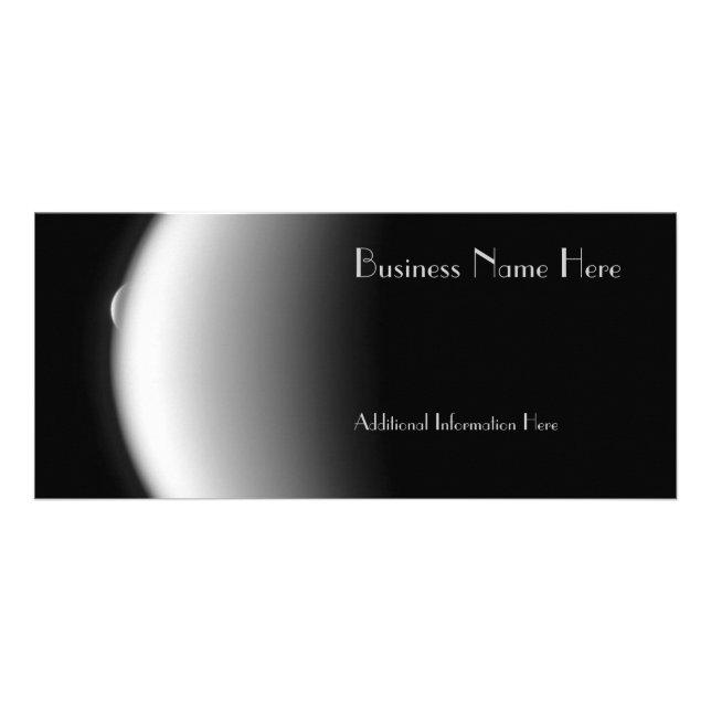 Rhea emerge de la tarjeta en rack del calendario T (Frente)