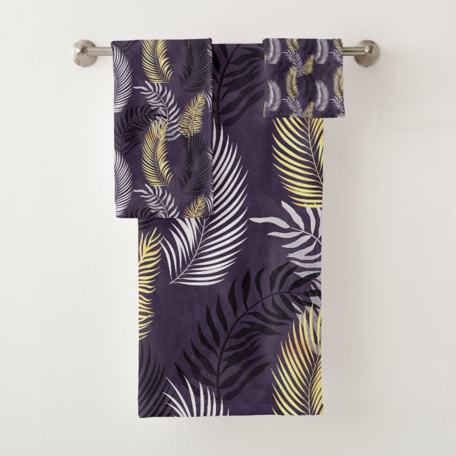 RICH PURPLE GOLD HAWAIIAN BATHROOM TOWALL SET (In situ)