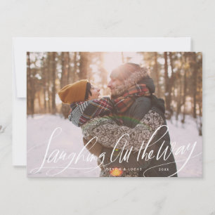 Riéndose todo el camino Script Navidad Photo Card