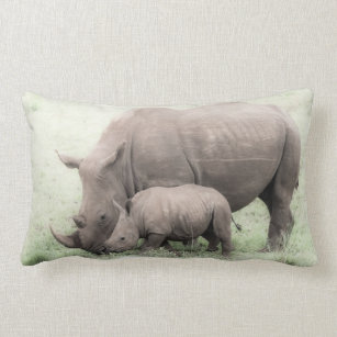 Rinoceronte y almohada blancos del bebé