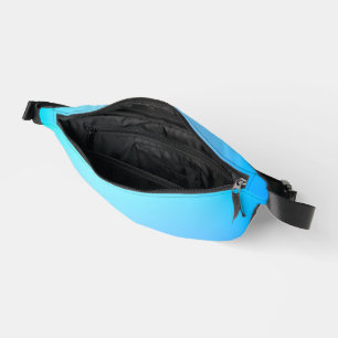 Riñonera azul claro con cremallera negra