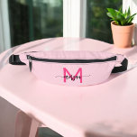 Riñoneras Guión del Chica del nombre del monograma rosa cali<br><div class="desc">Añade un toque de color a tu ropa con nuestro Paquete de Fanny Chica del Monograma Rosado Caliente! Con un vibrante diseño rosa rosado caliente, este paquete de patatas se personaliza con su nombre en un elegante tipo de letra para un toque personalizado. Perfecto para llevar lo esencial mientras mantiene...</div>