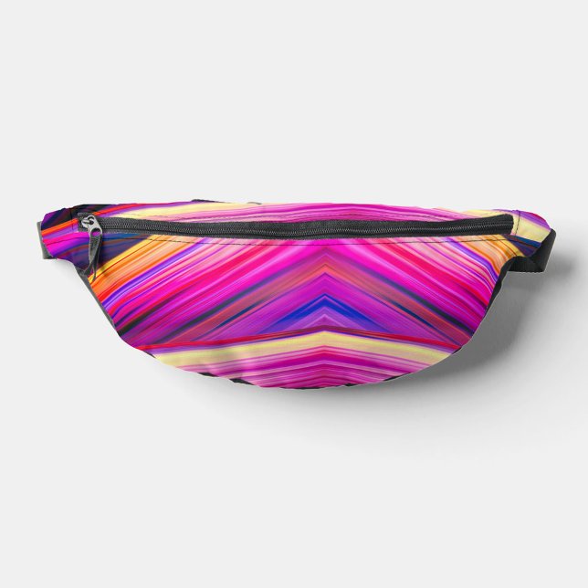 Riñoneras Patrón de bandas de bonito (A waist bag with a colorful pattern is displayed against a plain white background.  )