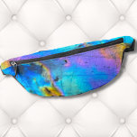 Riñoneras Patrón de mármol arcoiris<br><div class="desc">La impresionante y colorida foto de piedra labradorita en color arcoiris es el escenario perfecto para un diseño sencillo y moderno. Este es un cierre de una verdadera piedra labradorita natural con azul, púrpura, rosa, amarillo y verde. Podrás utilizarlas para cualquier tipo de negocio o persona, o también para una...</div>