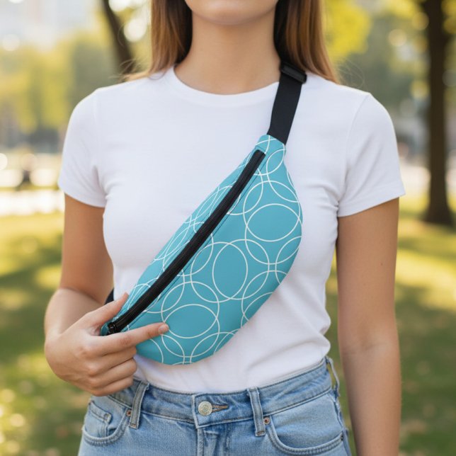 Riñoneras Patrón simple moderno (light blue fanny pack with circle pattern)