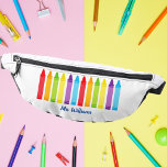 Riñoneras Personalizado de Maestros de la Escuela Primaria C<br><div class="desc">Una hermosa Semana de Apreciación Maestra o regalo de fin de año para una clase de jardín de infancia para dar a su profesor de primaria. Personalizado hecho con su nombre bajo un lindo arcoiris de lápices. Un adorable paquete para un profesor de preescolar con un bonito,  monograma personalizado.</div>