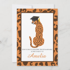 Roaring con la invitación del leopardo de graduaci