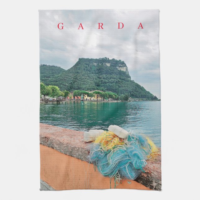 Roca de Garda y redes de pesca con toalla de té (Vertical)