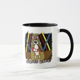 Roca en la taza del Corgi Galés del Pembroke