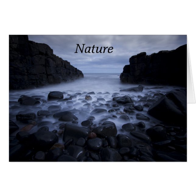 Rocas y guijarros a lo largo de la costa oceánica (Anverso (Horizontal))