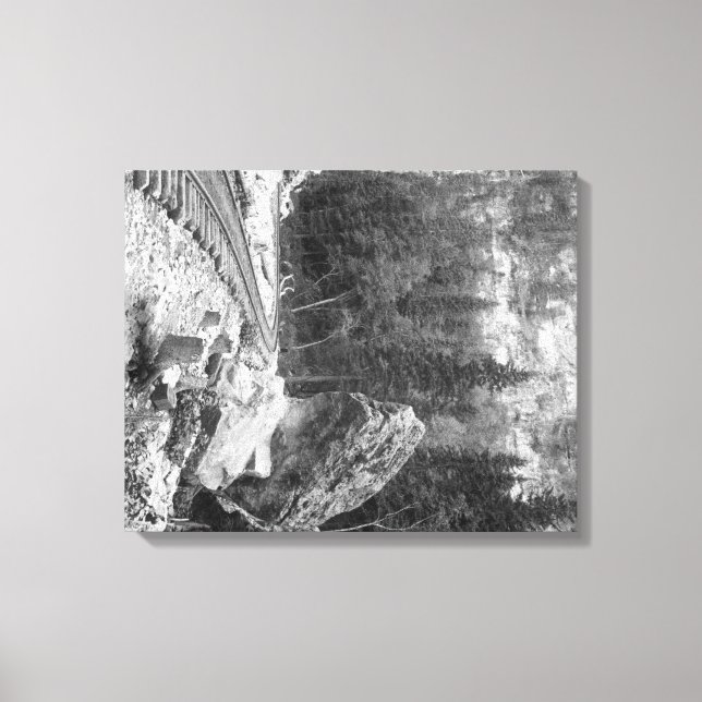 Rock de señal cerca de la vía ferroviaria (Anverso)