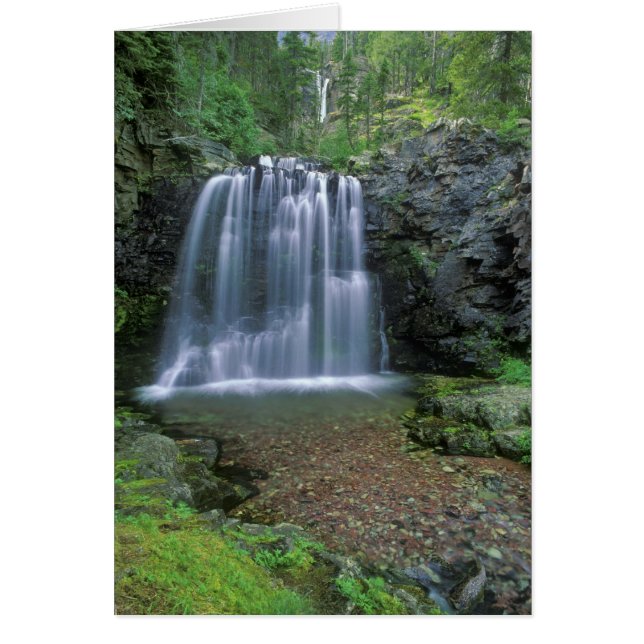 Rockwell Falls en el valle de Two Medicine de (Frente)