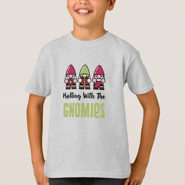 Rodando Con La Camiseta De Los Niños De Gnomies (Anverso)