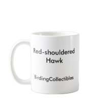 Rojo-llevó a hombros la taza de café del halcón