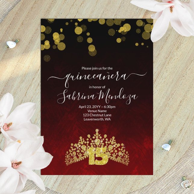 Rojo oscuro, Tiara dorado Invitación Quinceanera (elegant ruby red quinceanera invitation with gold rhinestone tiara, gold glitter number 15)
