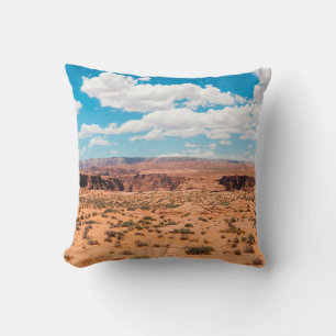 Rojo te amo en el Cojín decorativo mundial