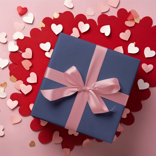 Rollo de papel de envolvimiento azul de la marina  (Subido por el creador)