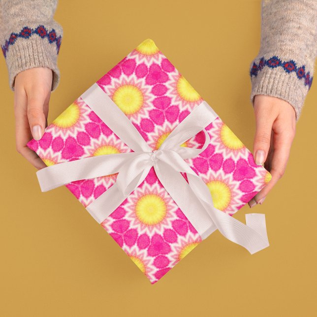 Rollo de papel de envolvimiento del patrón de gira (Subido por el creador)