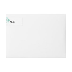 Romance incipiente en el Boda Aqua envuelto alrede