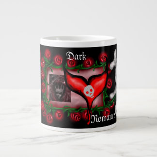 Romance oscuro, tazas