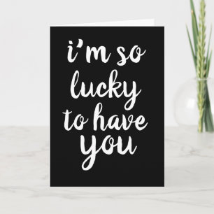 ROMÁNTICA AFORTUNADA DE TENER TARJETAS
