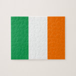 Rompecabezas con la bandera de Irlanda<br><div class="desc">Embarque en un delicioso viaje para resolver puzzles mientras celebra la herencia irlandesa con este cautivador rompecabezas que muestra la bandera de Irlanda. Diseñado con atención a los detalles, este rompecabezas es más que un simple pasatiempo; es una celebración de la rica historia y significado cultural de Irlanda. El audaz...</div>