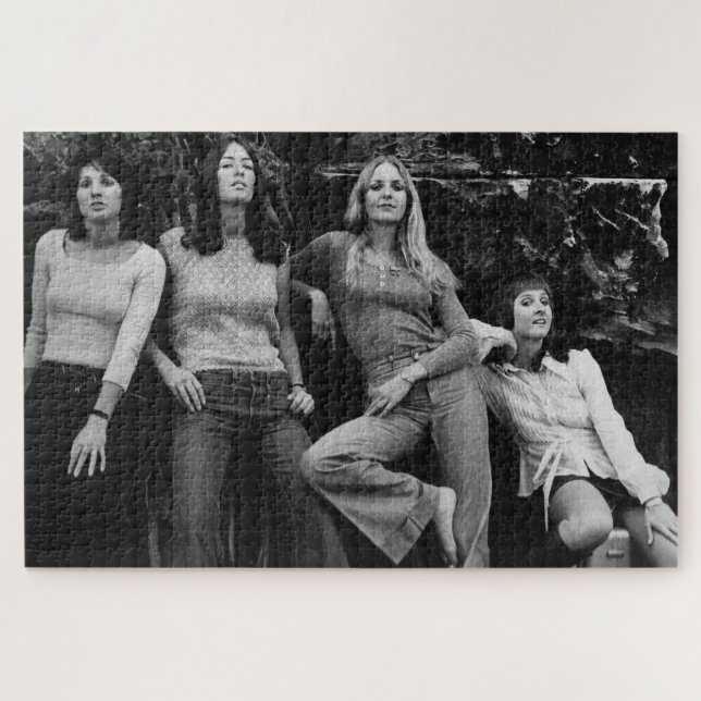 Rompecabezas de 1020 piezas Karisma 1972 b&w (Horizontal)