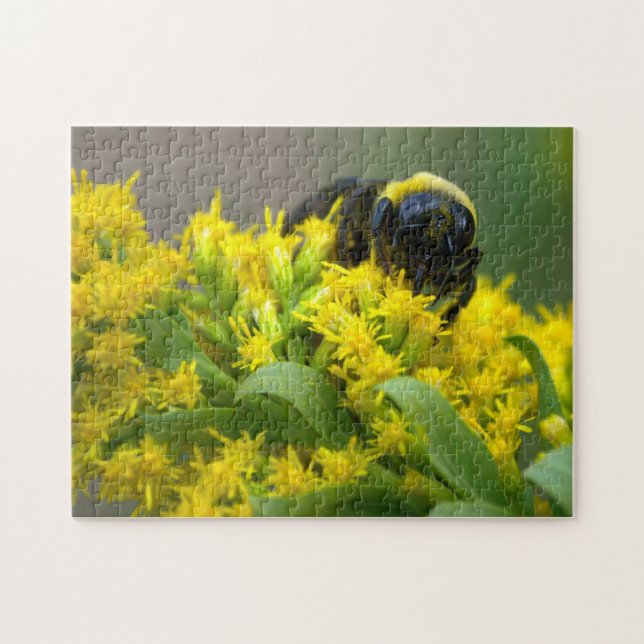 Rompecabezas de abeja en flores amarillas de la na (Horizontal)