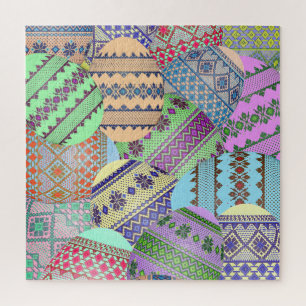 Rompecabezas de Jigsaw en los huevos de Pascua ucr