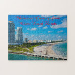 Rompecabezas de Miami Beach Florida<br><div class="desc">Nos encantan los Jigsaws de Miami Beach Florida. Estos jigsaws están hechos de cartón robusto y montados en el portapapeles, estos rompecabezas se imprimen en colores vivos y completos. ¡Regala un puzzle personalizado con el que disfrutar durante horas! Tamaño: (252 piezas). Incluye una hermosa caja de regalo con imagen de...</div>