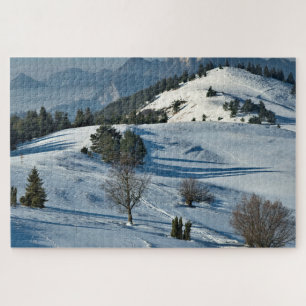 Rompecabezas de montaña escénica cubierta de nieve