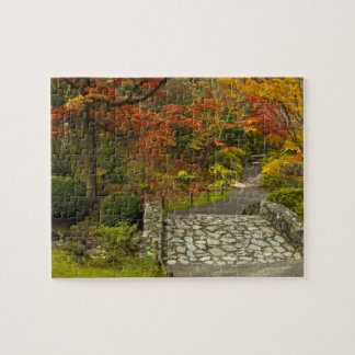 Rompecabezas japonés del otoño del jardín