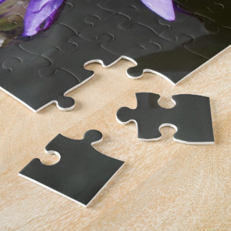 Rompecabezas púrpura del lirio de charca