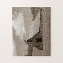 Rompecabezas resistido rústico del granero con la