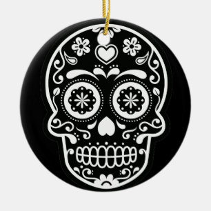Ronda de ornamentos de cráneo de azucar negro y bl