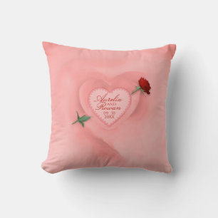 Rosa a través del Cojín decorativo cardíaco