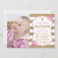 Rosa e invitación del bautismo del purpurina del