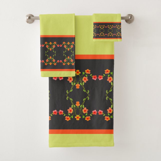 Rosa gris oscuro con acento floral Naranja (In situ)