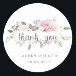 Rosa Jardín elegante floral Gracias Pegatina<br><div class="desc">Nuestra colección de rosas de jardín cuenta con rosas de color suave y con hojas de esténcil de oro sobre fondo de malva y rubor. Hermoso follaje suave y flores hacen de esta colección ideal para bodas primaverales o veraniegos. Combinado con kraft y una decoración romántica, encontrará numerosas combinaciones para...</div>