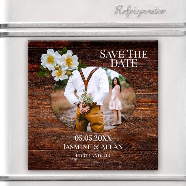 Rosas de madera rústica foto salven el imán de la  (A rustic wood design Save the Date magnet featuring your own photo and white roses.)
