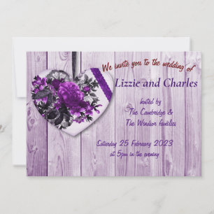 Rosas morados e invitación a la boda cardíaca
