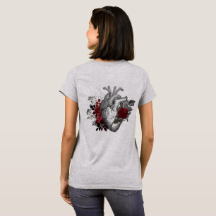 Rosas rojas de sangre con camiseta de corazón vint