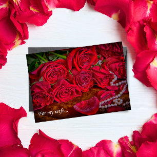 Rosas Rojas Románticas Con Perlas Para Tarjeta De 